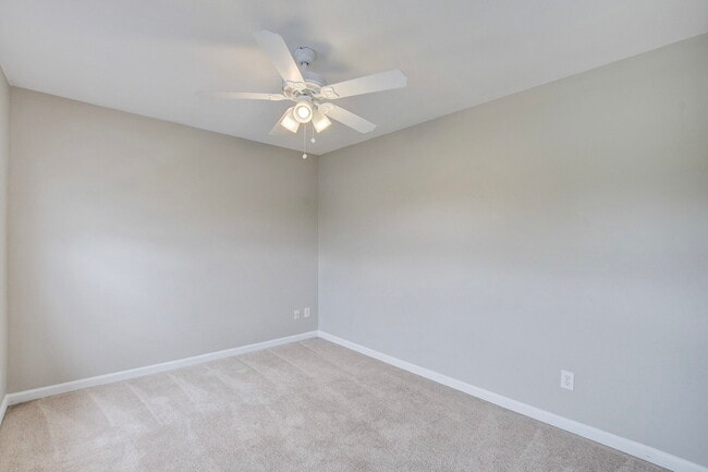 Building Photo - 202 Seneca River Dr