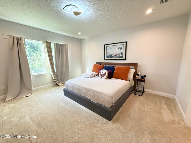 Building Photo - 676 Natureland Cir