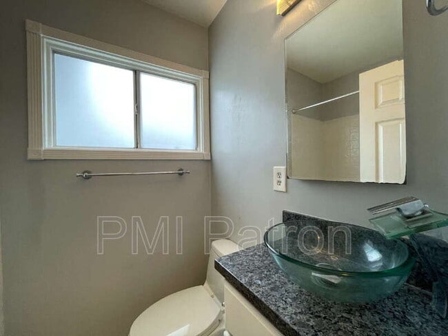 Building Photo - 4233 Redline Dr