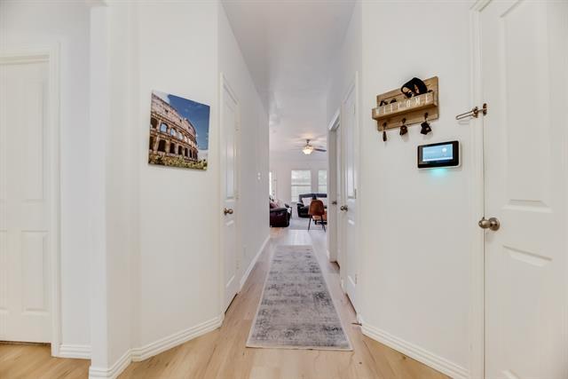 Building Photo - 2404 Castle Creek Dr