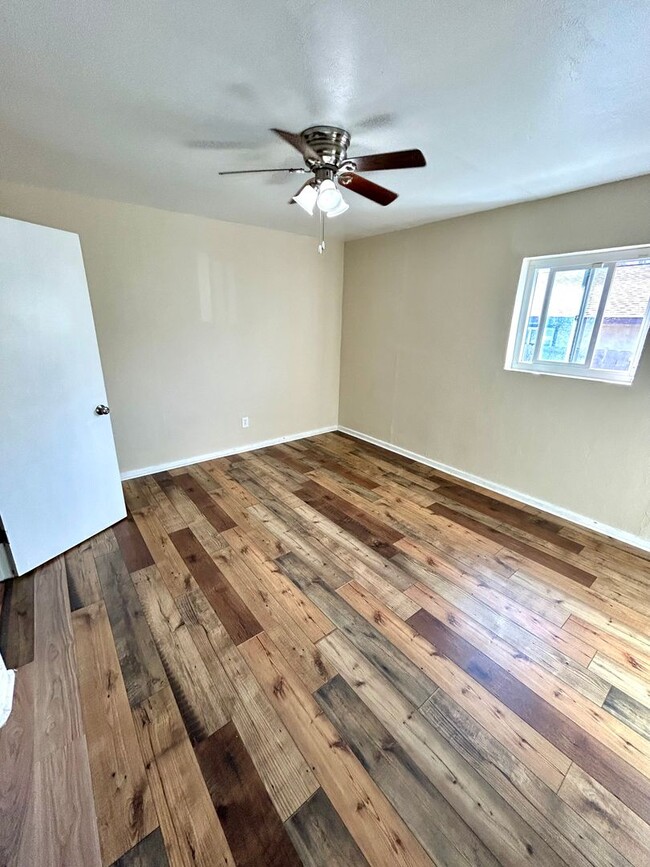 Building Photo - 2 Bedroom, 1 Bathroom Home for Rent – $1,5...