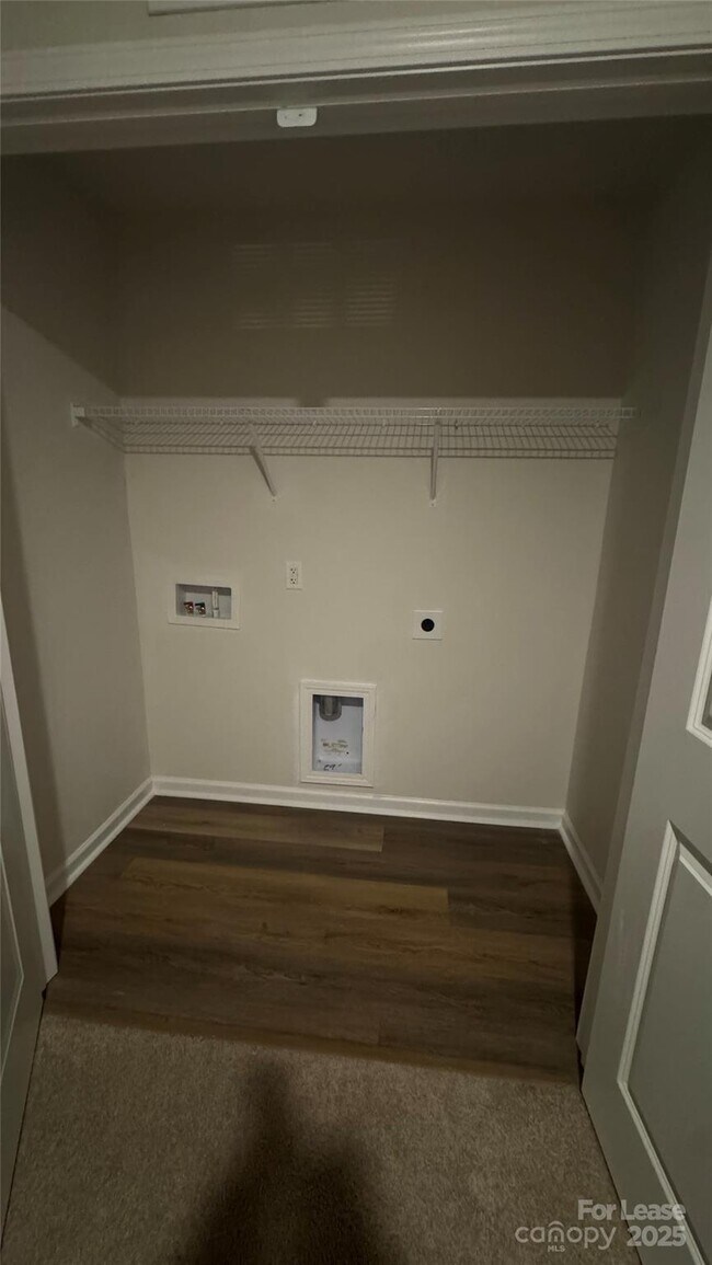 Building Photo - 4116 Lurelin Ln