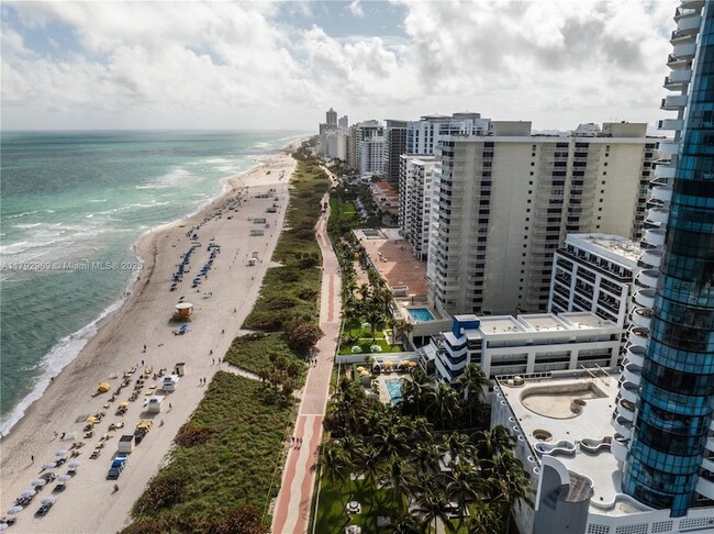 Building Photo - 6301 Collins Ave