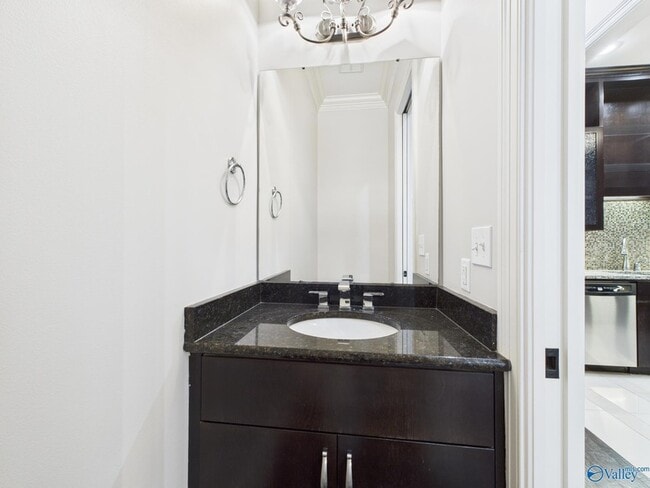 Building Photo - 69 Town Center Dr NW