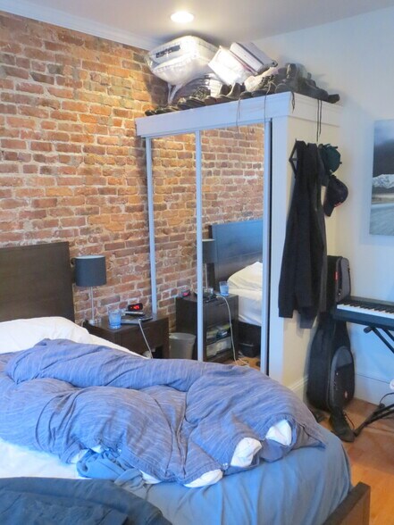 Building Photo - 45 Hemenway St