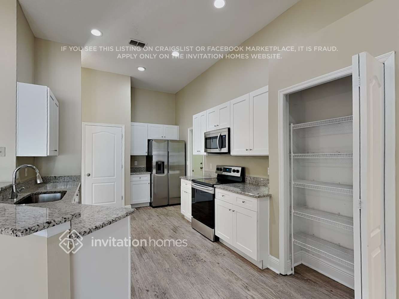 Building Photo - 3169 Floral Way E