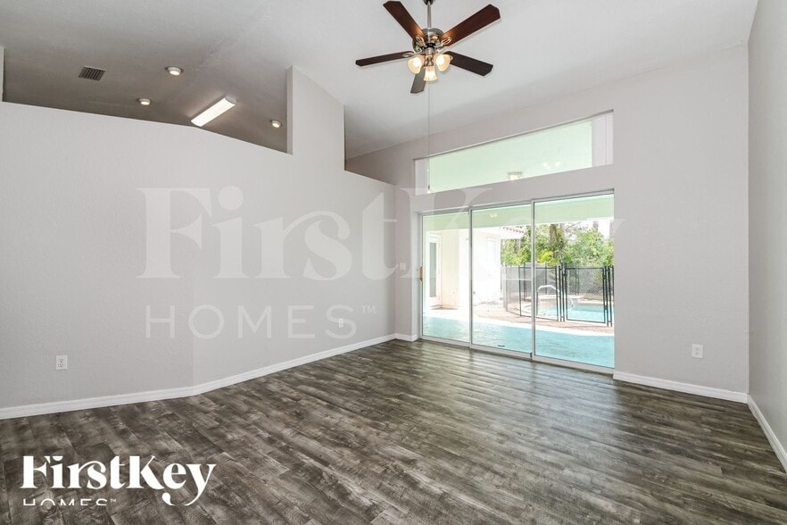 Building Photo - 3166 Gillot Blvd