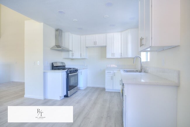 Building Photo - Welcome to this beautifully renovated home...