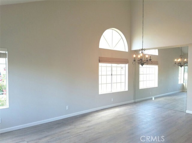 Building Photo - 24852 Via Sonoma