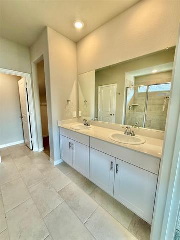 Building Photo - 2104 Rannoch St