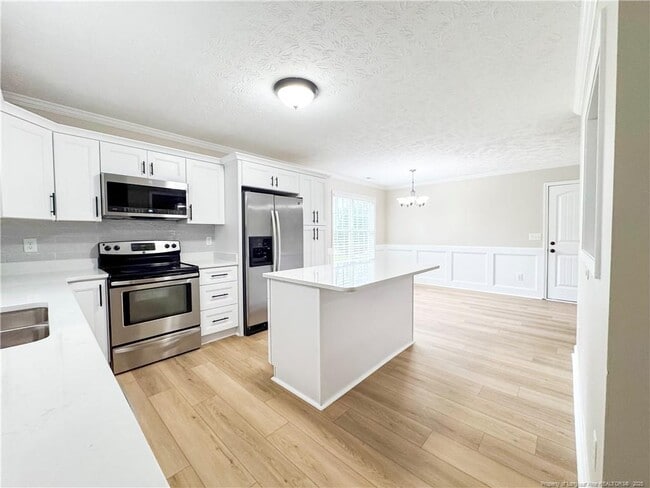 Building Photo - 7408 Paxton Dr