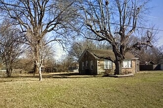 Building Photo - 202 Munford Ave