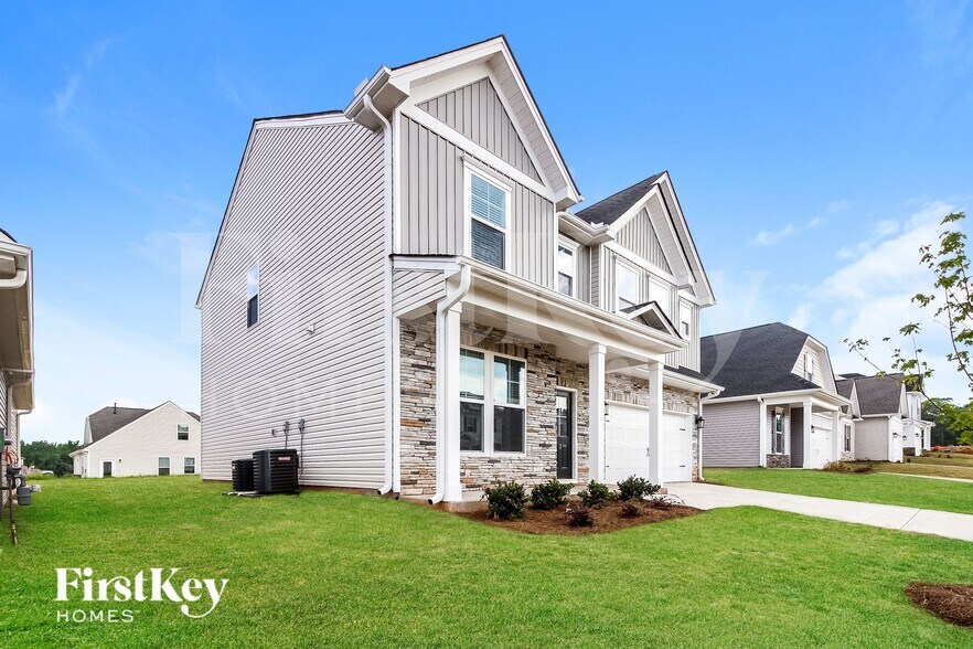 Building Photo - 3 Ramblehurst Rd