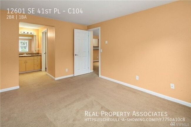 Building Photo - 12601 SE 41st Pl