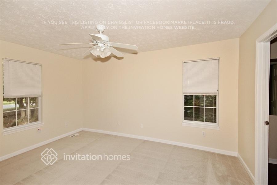 Building Photo - 15 Tracey Ln