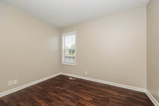 Building Photo - 1605 Dodd Trail