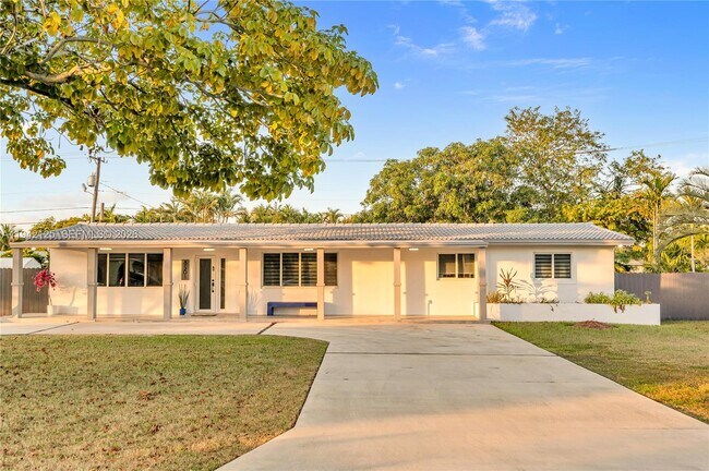 Building Photo - 8501 SW 142nd St