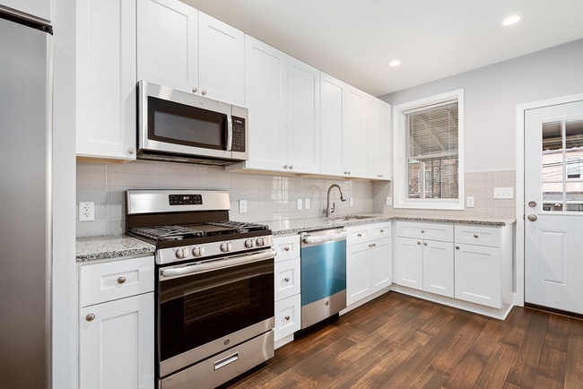 Building Photo - 523 Rappolla St