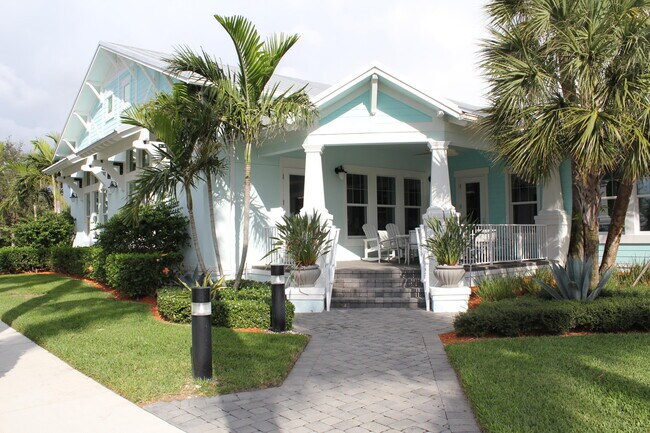 Building Photo - 1168 S Community Dr