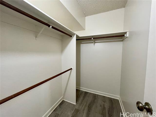 Building Photo - 98-1038-1038 Moanalua Rd