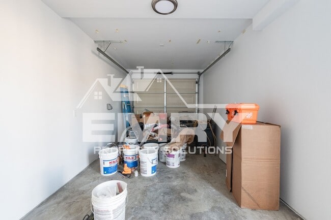 Building Photo - 5228 Repetto Ave