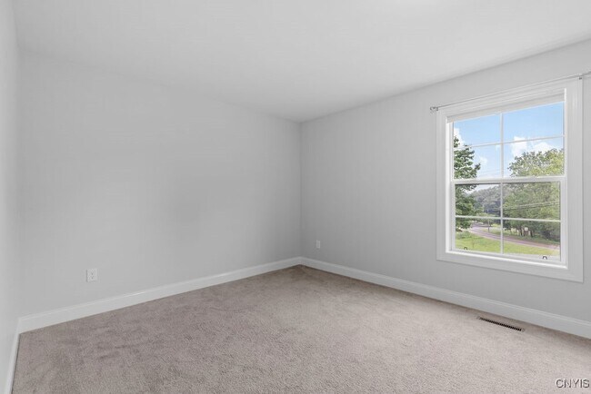 Building Photo - 4331 Jordan Rd