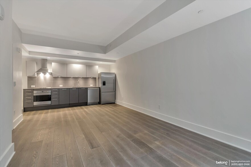 Building Photo - 1075 Market St