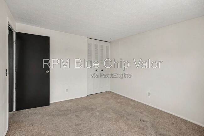Building Photo - 11674 Greenhaven Ct