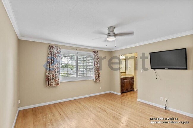 Building Photo - 5016 Wembley Ct