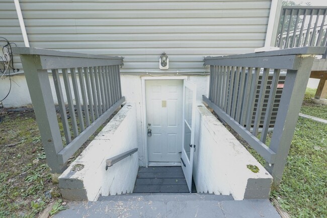 Building Photo - Cozy 1 BR/1 BA Apartment in Severna Park!