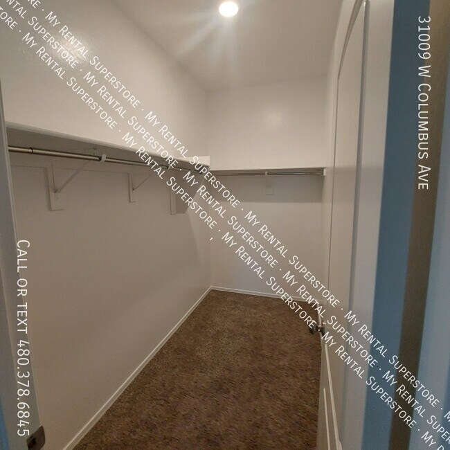 Building Photo - 31009 W Columbus Ave