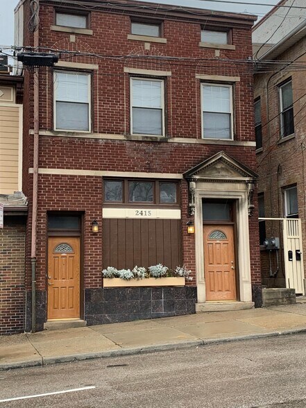 Building Photo - 2415 Vine St