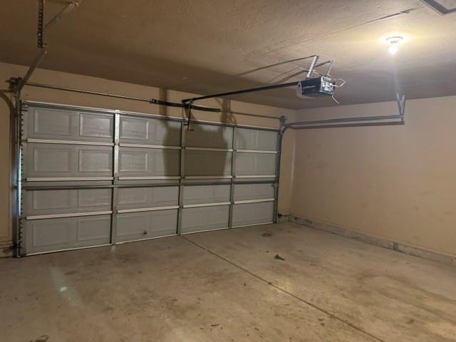 Building Photo - 2124 SW 140th St