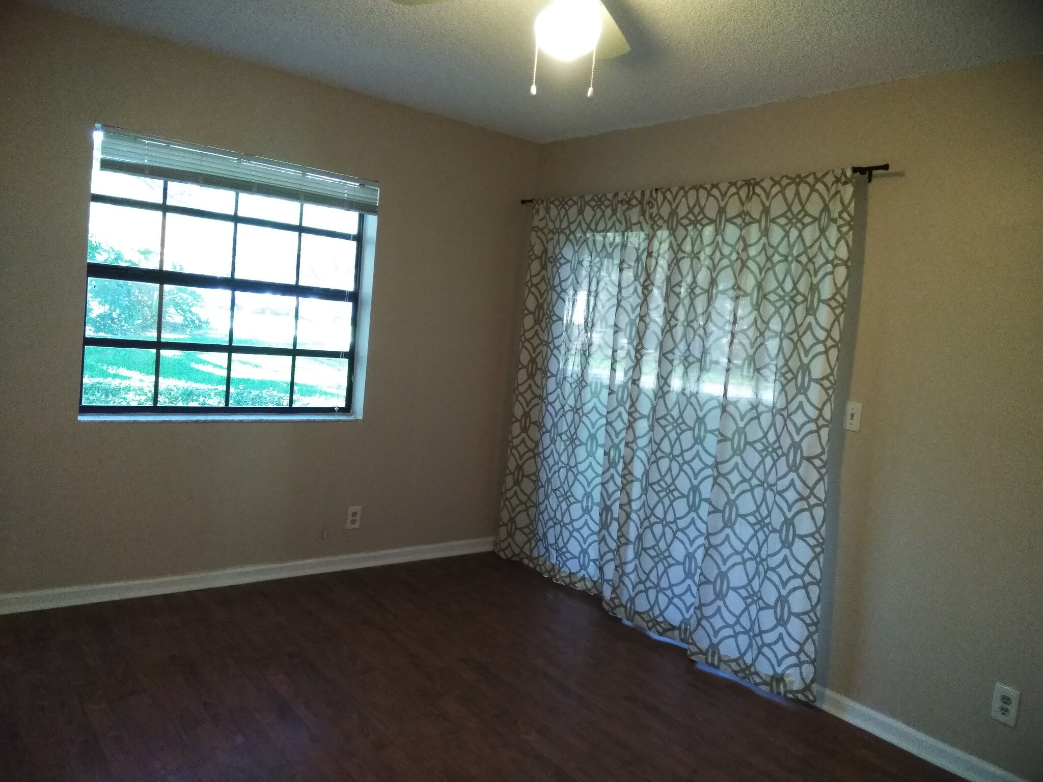 Building Photo - 301 Norwood Ter