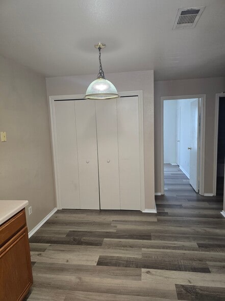 Building Photo - 1108 Horizon Dr