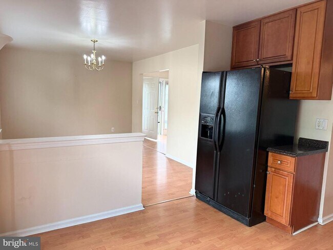 Building Photo - 2605 Gramercy Way