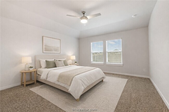 Building Photo - 918 Kickapoo Ln