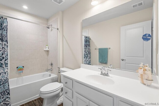 Building Photo - 13507 Enon Oaks Pl