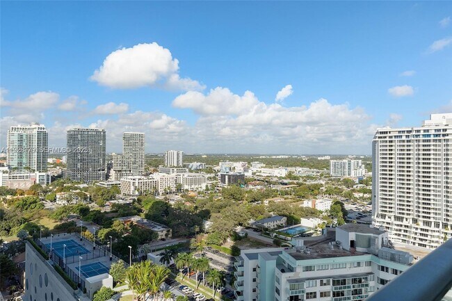 Building Photo - 3131 NE 7th Ave