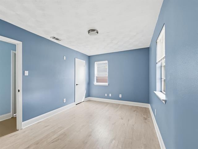 Building Photo - 617 Rosewood Hills Dr