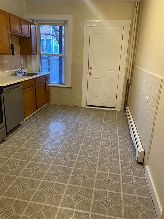 Building Photo - 72 Florida St