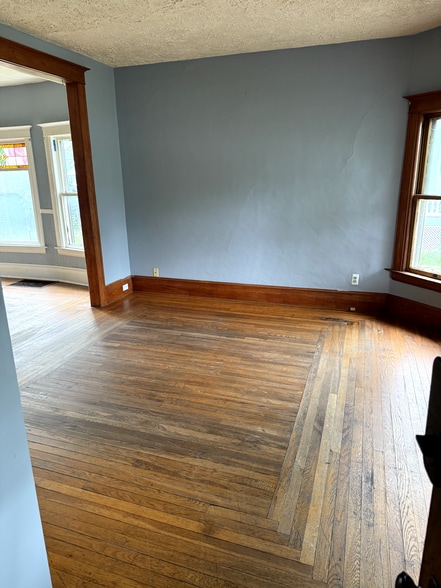Building Photo - 1416 Griswold St