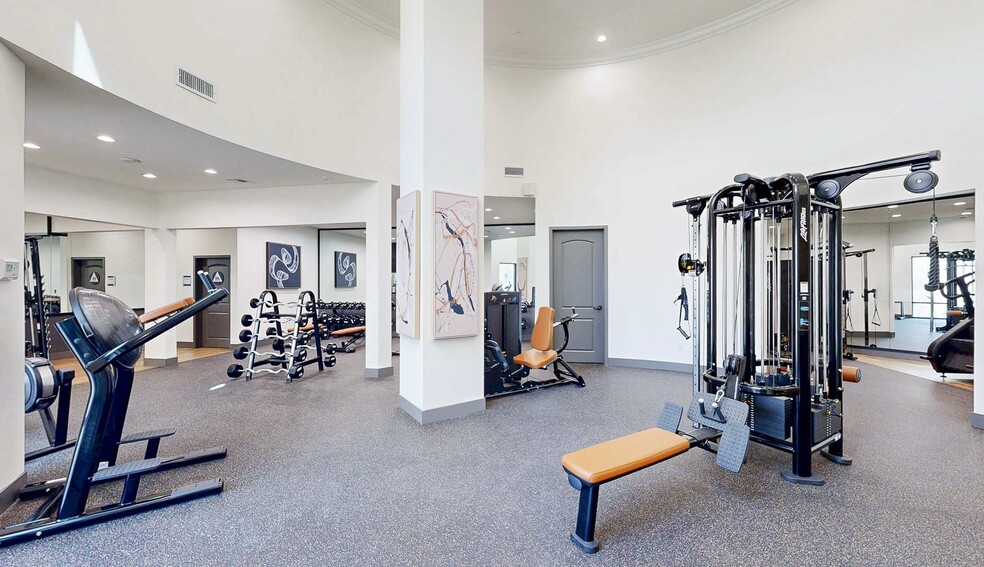 Building Photo - Los Alisos at Mission Viejo