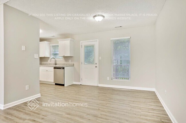 Building Photo - 3424 Kingsbrooke Way