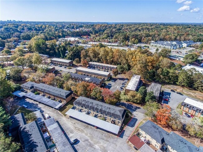 Building Photo - 280 Winding River Dr