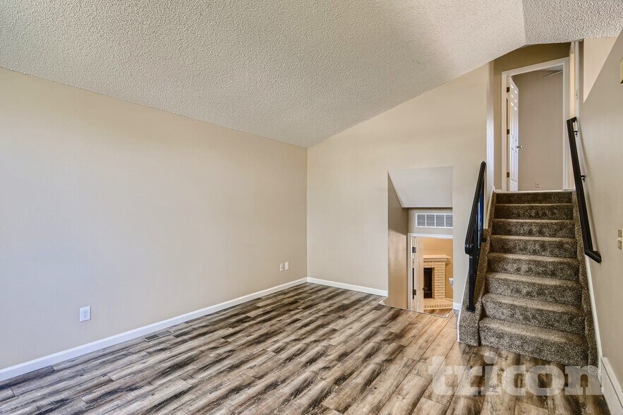 Building Photo - 4710 Spacewalk Way