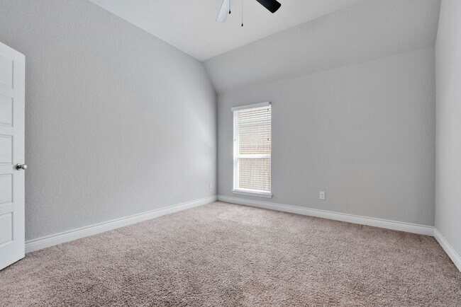 Building Photo - 8823 Haystack Rd