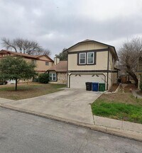 Building Photo - Spacious San Antonio home with open layout and prime location