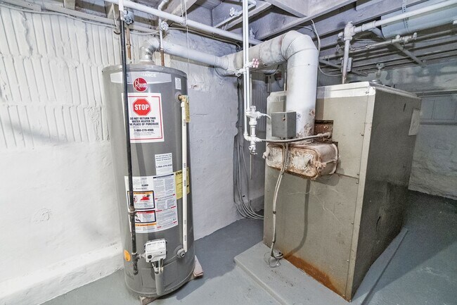 Building Photo - Updated 3BR Home – Walk to Lehigh & Downtown Bethlehem