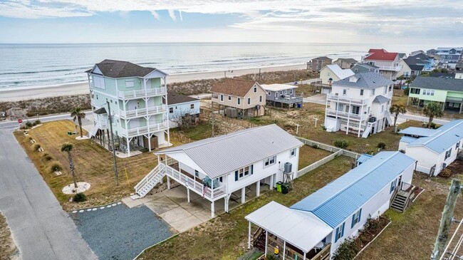Primary Photo - FURNISHED OFF-SEASON MONTHLY RENTAL-STARTI...